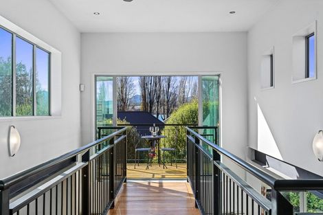 Photo of property in 17 Morrows Mead, Wanaka, 9305