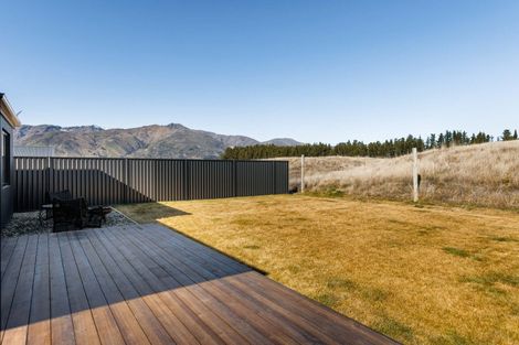 Photo of property in 133 Burdon Loop, Lake Hawea, 9382