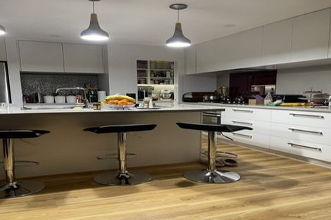 Photo of property in 16 Waharua Place, Tawhero, Whanganui, 4501