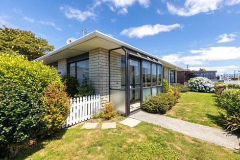 Photo of property in 11 Tukapa Street, Westown, New Plymouth, 4310