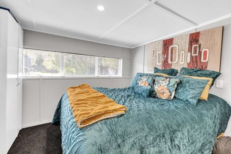 Photo of property in 9c Milne Street, Hunterville, 4730