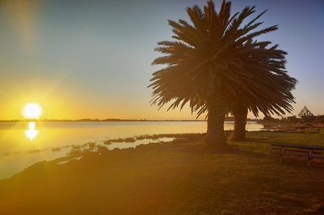 Photo of property in 17 Howe Street, New Brighton, Christchurch, 8083