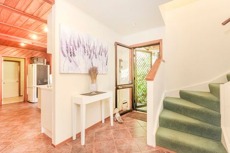 Photo of property in 54 Wood Bay Road, Titirangi, Auckland, 0604