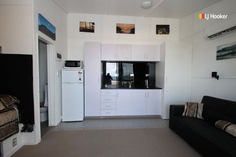 Photo of property in 31 Queen Street, Brighton, Dunedin, 9035