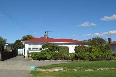 Photo of property in 70 Clapham Street, Shannon, 4821