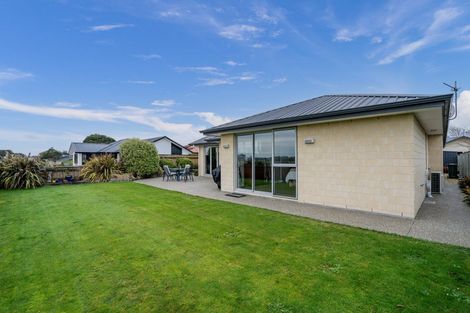 Photo of property in 7 Somerset Lane, Rosedale, Invercargill, 9810