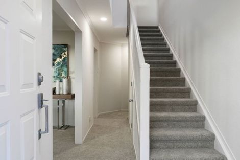 Photo of property in 5a Luana Way, Bucklands Beach, Auckland, 2014