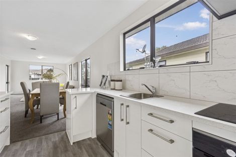 Photo of property in 9 Elisa Lane, Ranui, Auckland, 0612