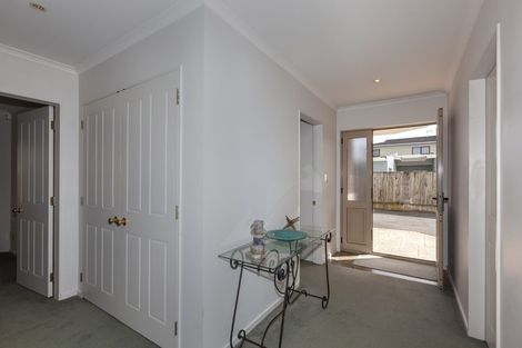 Photo of property in 118a Seaview Road, Paraparaumu Beach, Paraparaumu, 5032