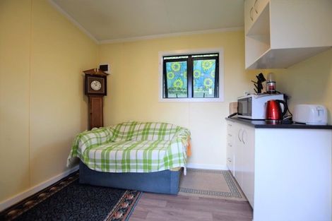 Photo of property in 57 Pomaria Road, Henderson, Auckland, 0610