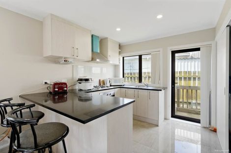 Photo of property in 2/10a Druces Road, Wiri, Auckland, 2104