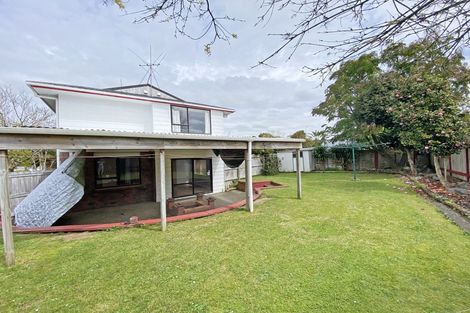 Photo of property in 19 Sunningdale Street, Wattle Downs, Auckland, 2103