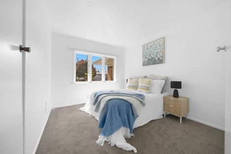 Photo of property in 33 Rollerson Street, Papakura, 2110