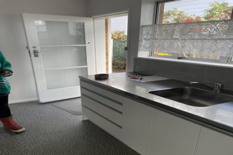 Photo of property in 80a Buller Street, New Plymouth, 4312