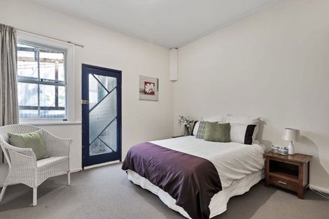 Photo of property in 54 Pirie Street, Mount Victoria, Wellington, 6011