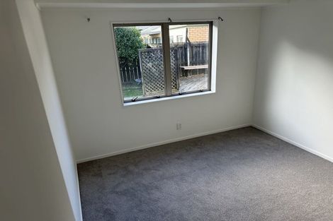 Photo of property in 52 Waimahia Avenue, Weymouth, Auckland, 2103