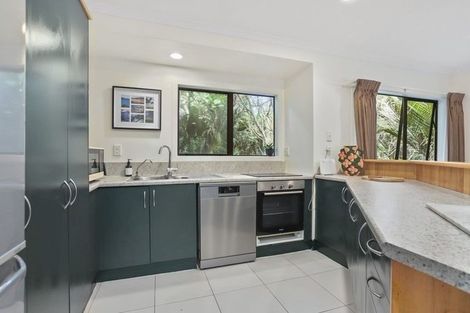 Photo of property in 134 Woodlands Park Road, Titirangi, Auckland, 0604