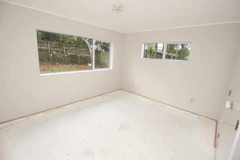 Photo of property in 130m Lakeside Drive, Orewa, 0931
