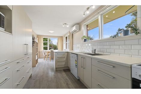 Photo of property in 156 Warren Crescent, Hillmorton, Christchurch, 8025