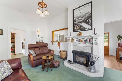 Photo of property in 12 Hurworth Place, College Estate, Whanganui, 4500