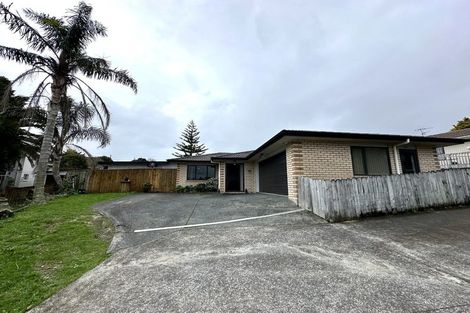 Photo of property in 60a Donovan Avenue, Massey, Auckland, 0614