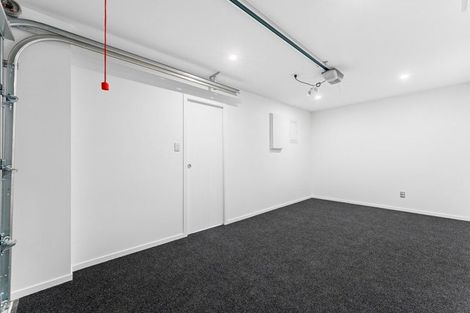 Photo of property in 5/18 Sylvan Crescent, Te Atatu South, Auckland, 0610