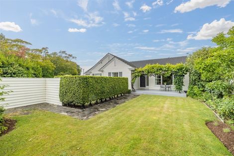 Photo of property in 10 Joyce Crescent, Ilam, Christchurch, 8041