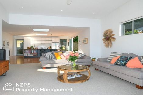 Photo of property in 34 Seaview Terrace, Kew, Dunedin, 9012