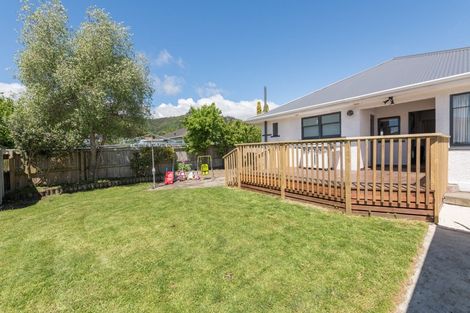 Photo of property in 11 Totara Street, Nelson South, Nelson, 7010