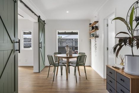 Photo of property in 110 Everitt Crescent, Whangamata, 3620