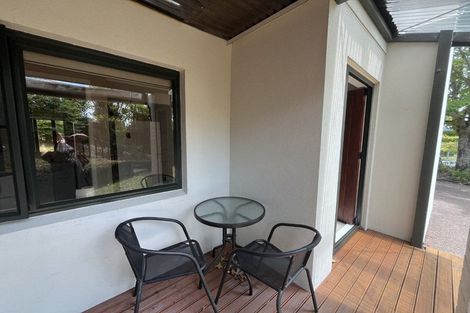 Photo of property in 16 Kerlin Crescent, West Harbour, Auckland, 0618