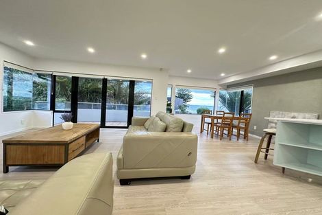 Photo of property in 2/4 Rogers Avenue, Eastern Beach, Auckland, 2012