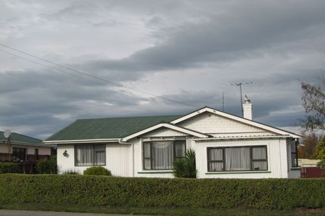 Photo of property in 42 Essex Street, Balclutha, 9230