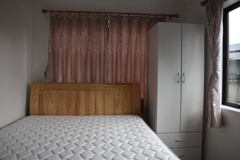 Photo of property in 1/13 Bleakley Place, Hillcrest, Hamilton, 3216