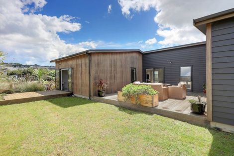 Photo of property in 27 Longview Street, Mangawhai, 0505