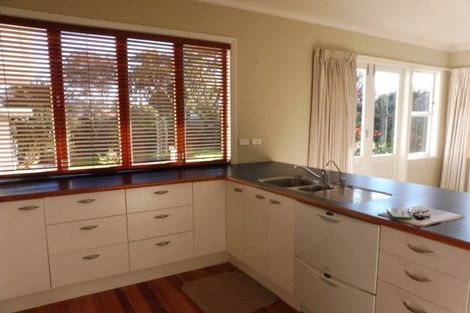 Photo of property in 38 Parsons Street, Saint Johns Hill, Whanganui, 4501