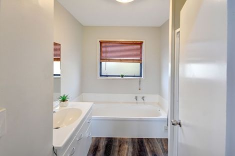 Photo of property in 55 Titri Road, Waihola, Outram, 9073