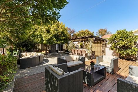 Photo of property in 104 Richmond Street, Petone, Lower Hutt, 5012