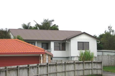 Photo of property in 48 Patts Avenue, Glendene, Auckland, 0602