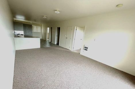 Photo of property in 14/242 Great North Road, Henderson, Auckland, 0612