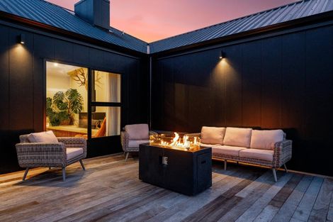 Photo of property in 8 Nga Tui Lane, Acacia Bay, Taupo, 3385