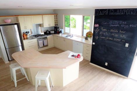 Photo of property in 1201 Whangaparaoa Road, Gulf Harbour, Whangaparaoa, 0930