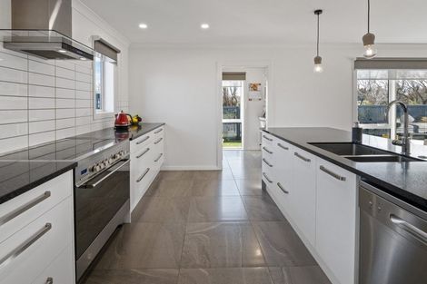 Photo of property in 1 Crampton Close, Kaiapoi, 7630