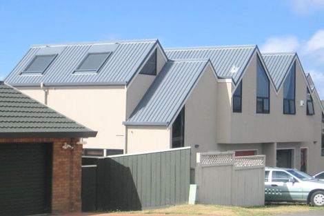 Photo of property in 12a Ashton Fitchett Drive, Brooklyn, Wellington, 6021