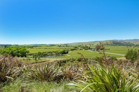 Photo of property in 670 Hawkesbury Road, Hawkesbury, Blenheim, 7272