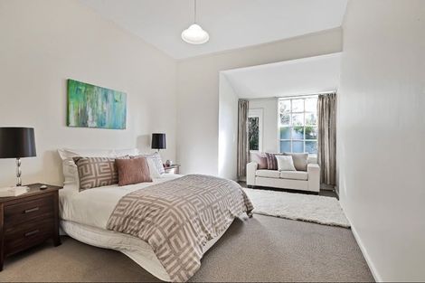 Photo of property in 54 Pirie Street, Mount Victoria, Wellington, 6011