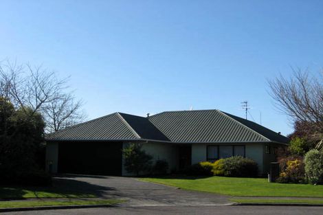 Photo of property in 7 Loasby Place, Greytown, 5712