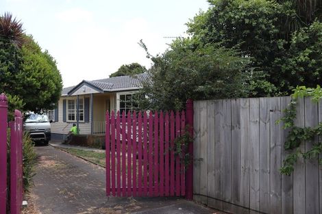 Photo of property in 87 Beeston Crescent, Manurewa, Auckland, 2102