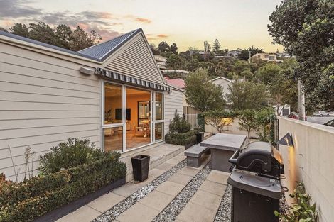 Photo of property in 8a Nayland Street, Sumner, Christchurch, 8081