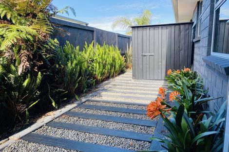 Photo of property in 120 The Boulevard, Papamoa Beach, Papamoa, 3118